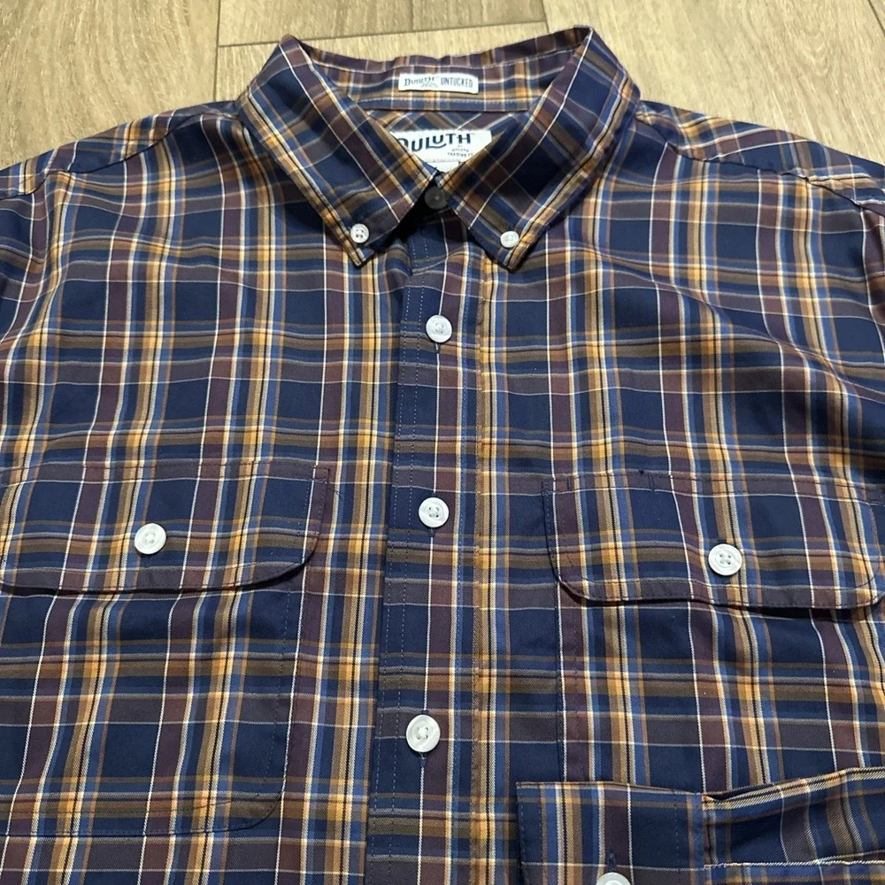 Duluth Untucked Performance Men's L Multicolor Plaid Standard‎ Fit Shirt Pockets